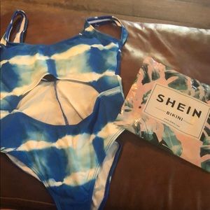 Blue Tye Dye Swimsuit😎